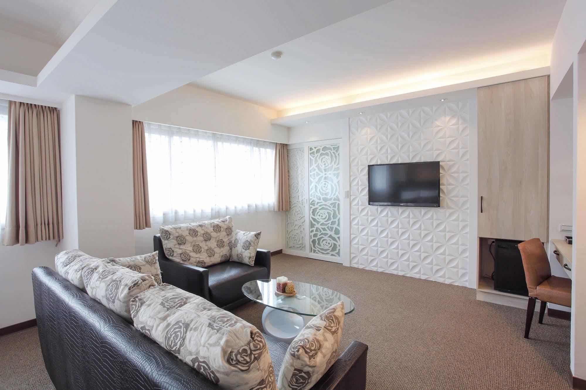 Ful Won Hotel Ταϊχούνγκ Εξωτερικό φωτογραφία
